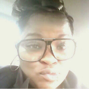 Meet your Posher, Janessa